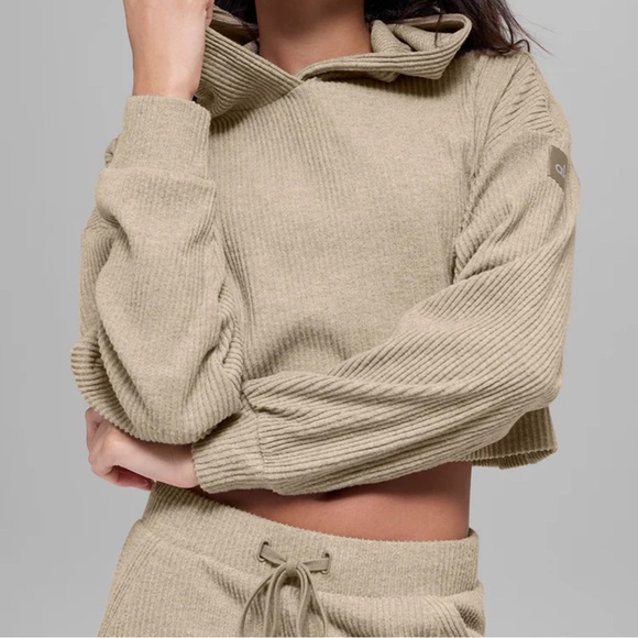 ALO Yoga Muse Hoodie Gravel Heather Knit Cropped Pullover Women's Size S - Picture 2 of 8